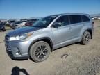 2017 Toyota Highlander LE