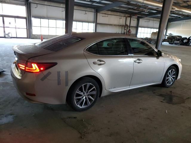 2016 Lexus ES 300H