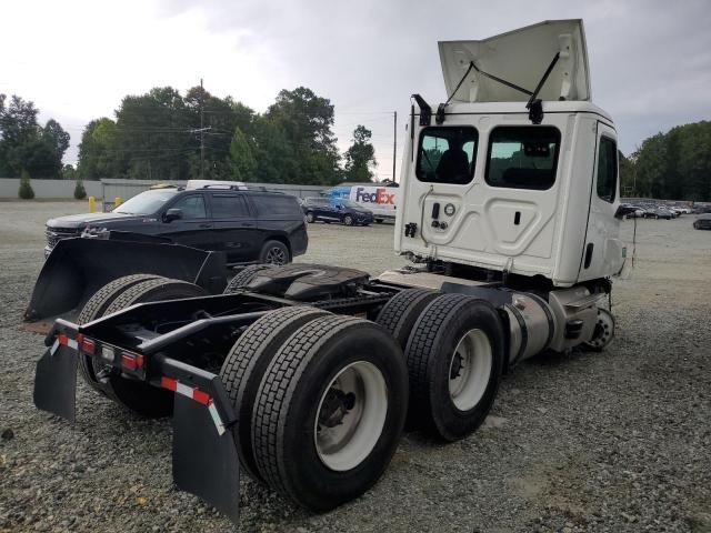 2023 Freightliner Cascadia 126