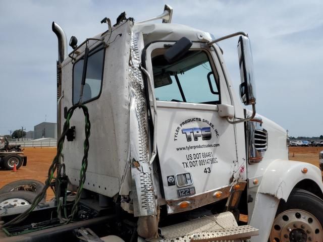 2022 Freightliner 122SD