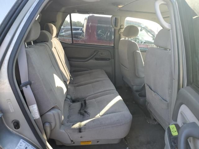 2004 Toyota Sequoia SR5