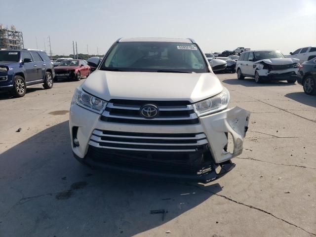 2018 Toyota Highlander SE