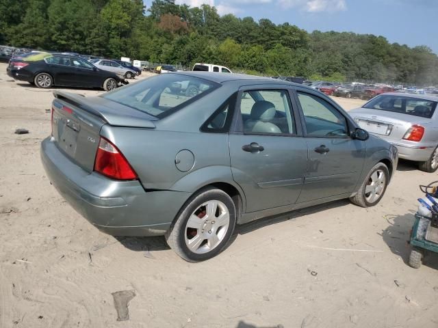 2005 Ford Focus ZX4