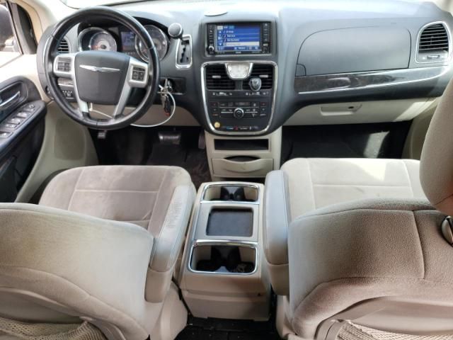 2011 Chrysler Town & Country Touring