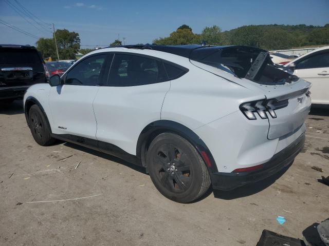 2022 Ford Mustang MACH-E California Route 1