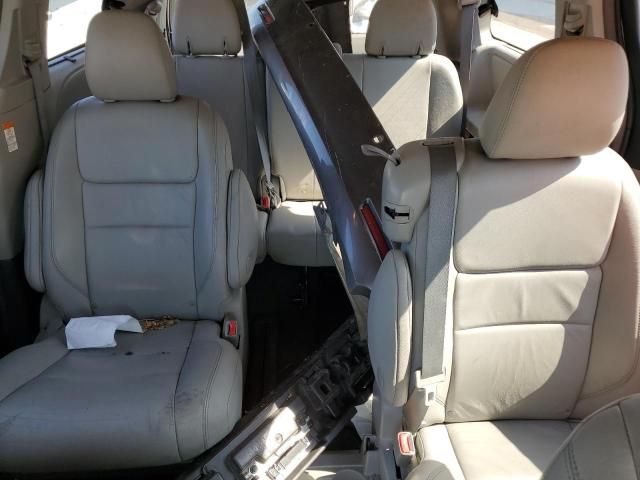 2016 Toyota Sienna XLE