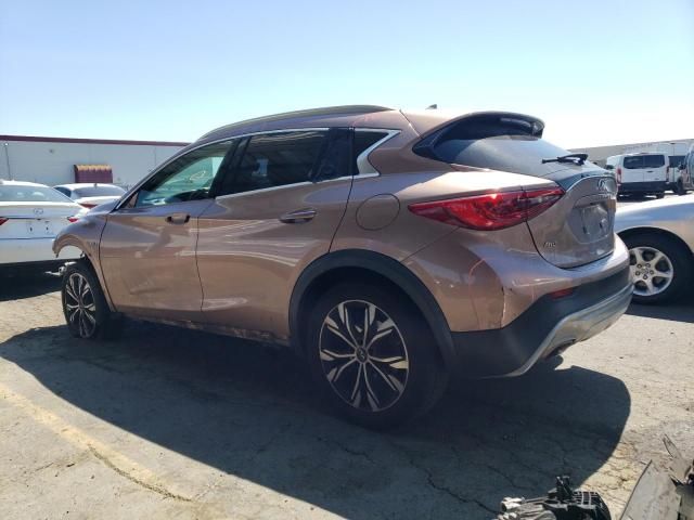 2017 Infiniti QX30 Base