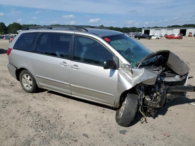 2006 Toyota Sienna CE