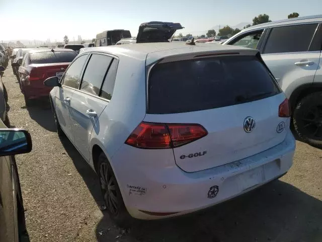 2015 Volkswagen E-GOLF Limited