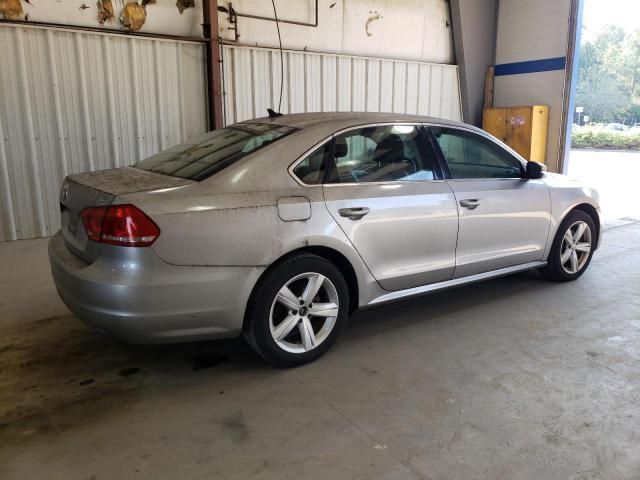 2012 Volkswagen Passat SE