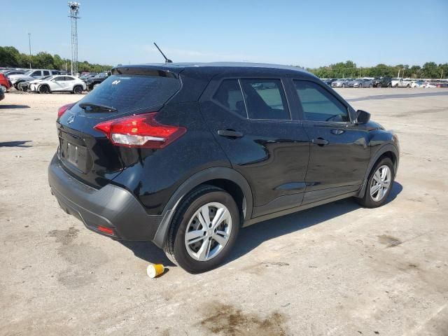 2019 Nissan Kicks S