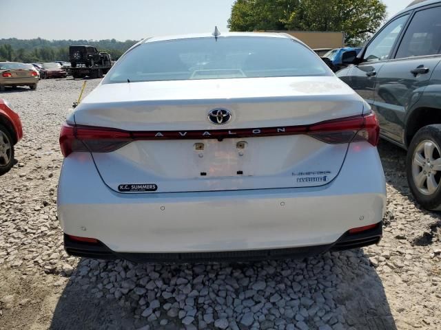 2019 Toyota Avalon XLE