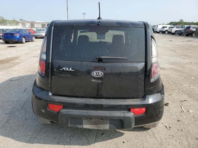 2010 KIA Soul +