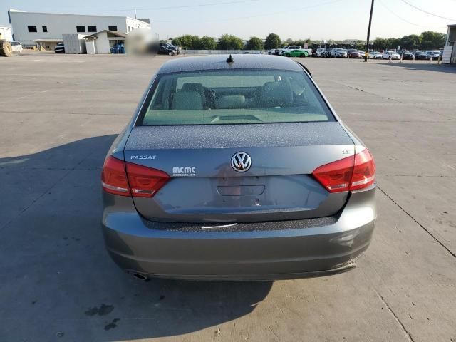 2013 Volkswagen Passat SE