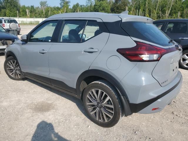 2022 Nissan Kicks SV