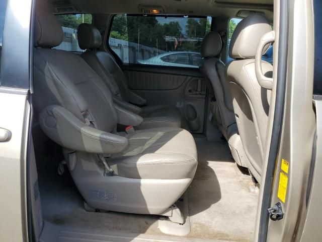 2006 Toyota Sienna XLE