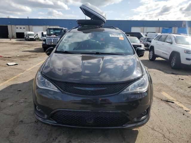 2020 Chrysler Pacifica Hybrid Limited