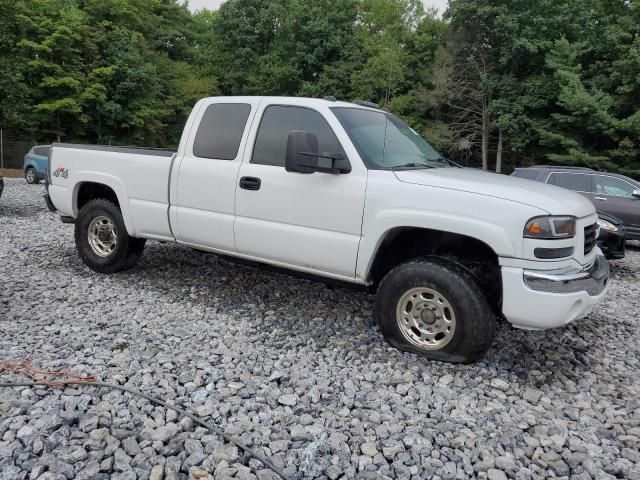 2004 GMC Sierra K2500 Heavy Duty