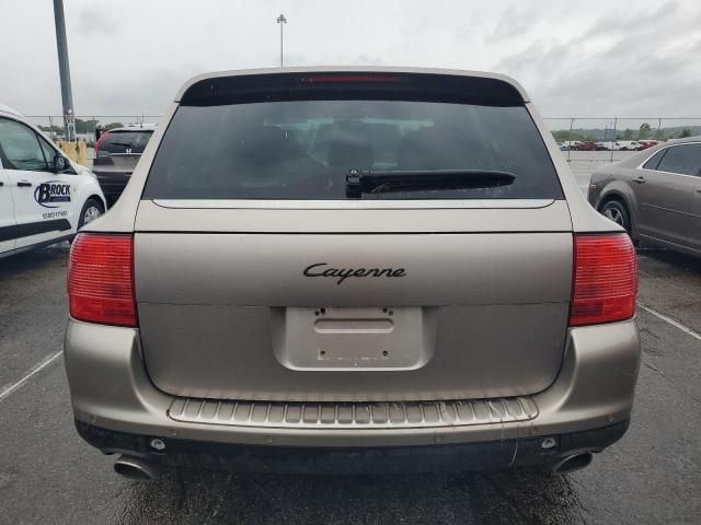 2004 Porsche Cayenne