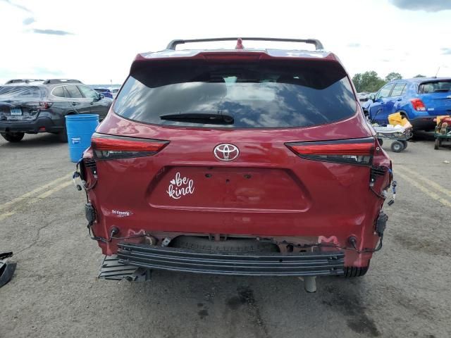 2021 Toyota Highlander XLE