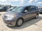 2013 Toyota Sienna XLE