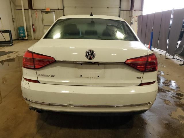 2016 Volkswagen Passat SE