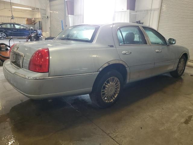 2008 Lincoln Town Car Signature Limited