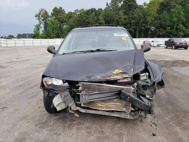 2006 Chrysler Town & Country Touring