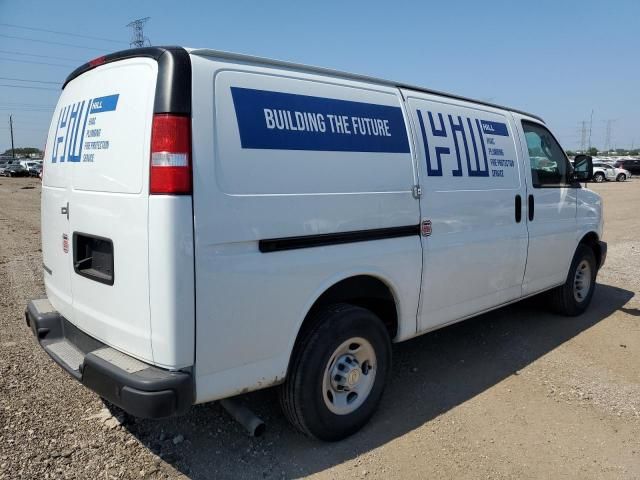 2022 Chevrolet Express G2500