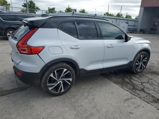 2020 Volvo XC40 T5 R-Design