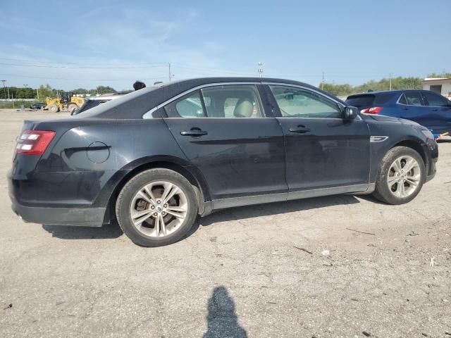 2018 Ford Taurus SE