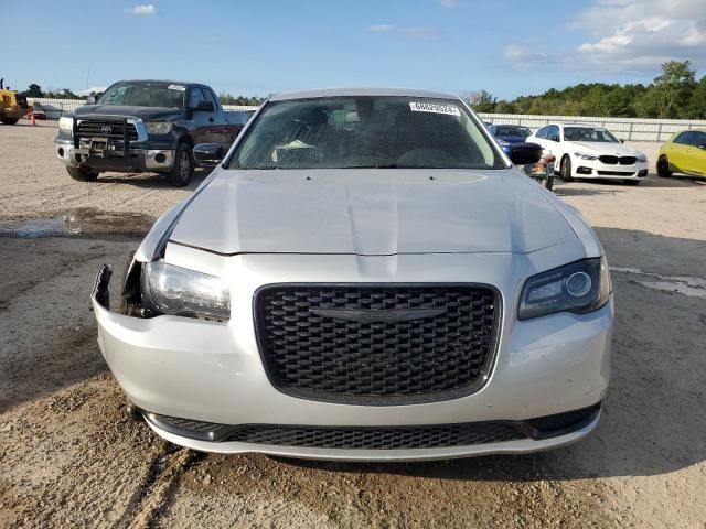 2022 Chrysler 300 Touring