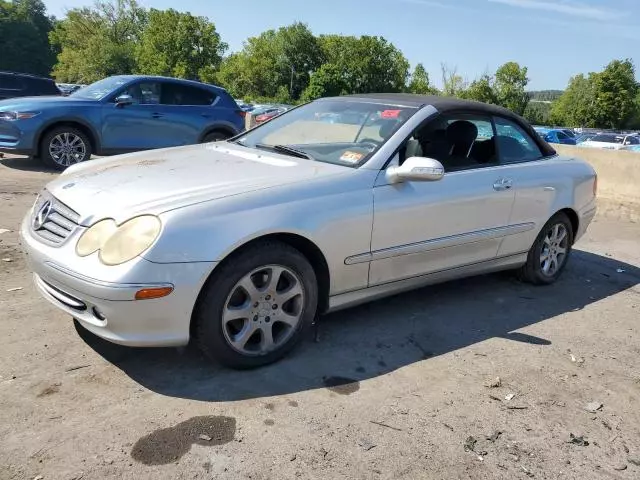 2004 Mercedes-Benz CLK 320