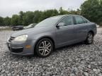 2005 Volkswagen New Jetta 2.5L Option Package 1