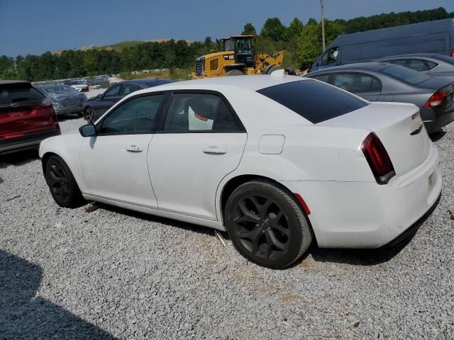 2020 Chrysler 300 Touring