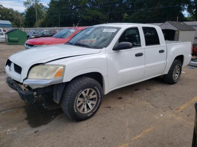 2008 Mitsubishi Raider LS