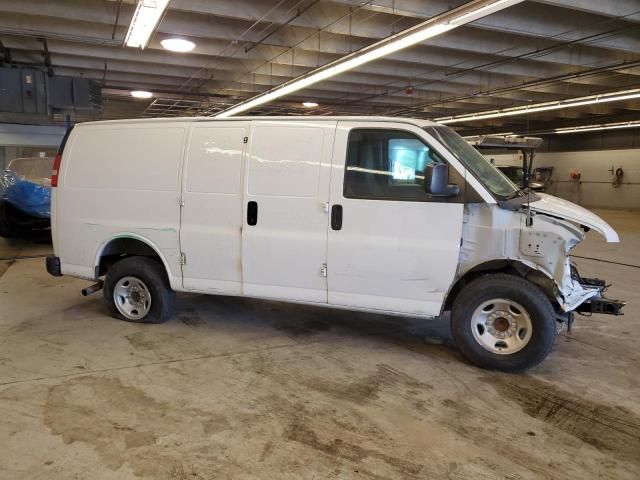 2020 Chevrolet Express G2500