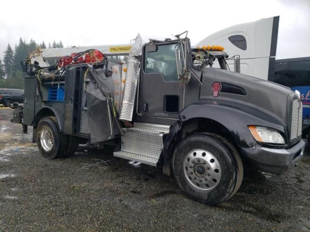 2016 Kenworth Construction T270