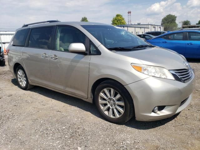 2016 Toyota Sienna XLE