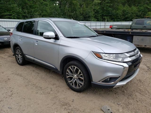 2016 Mitsubishi Outlander SE