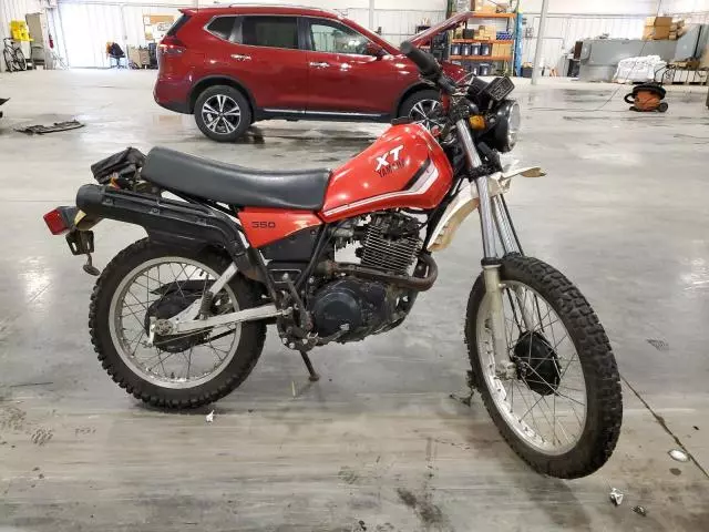 1982 Yamaha XT550