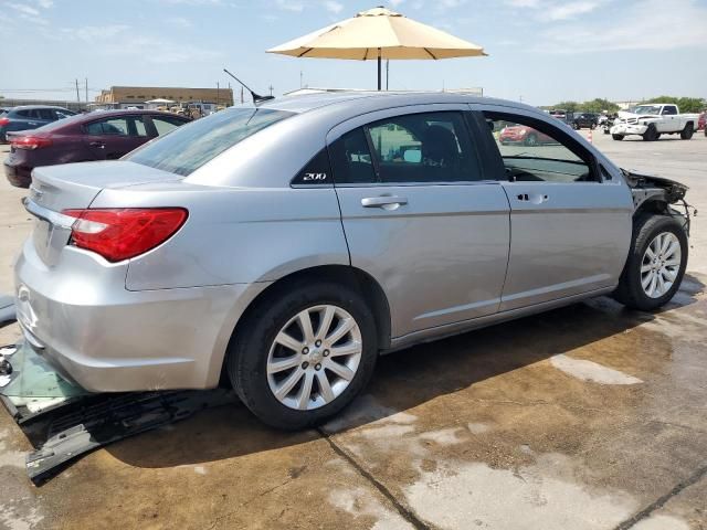 2013 Chrysler 200 Touring