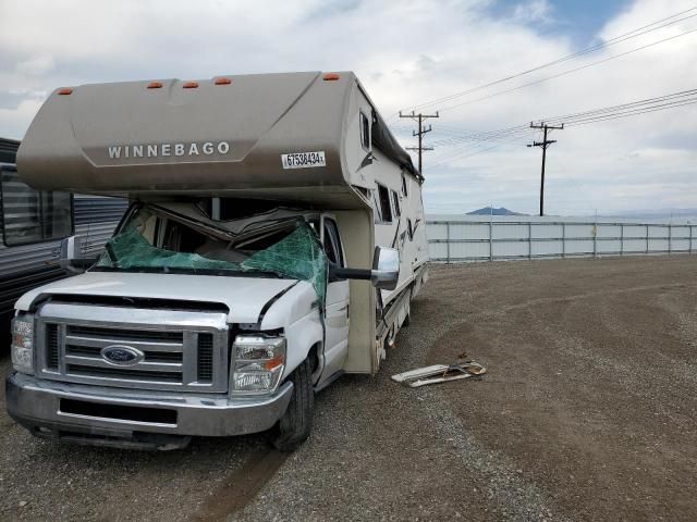 2016 Ford Econoline E450 Super Duty Cutaway Van