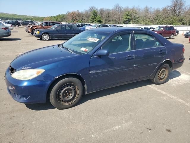 2005 Toyota Camry LE