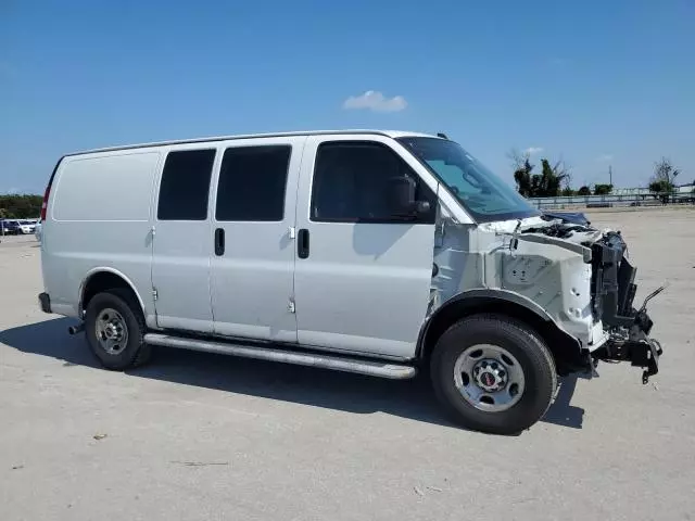 2020 GMC Savana G2500