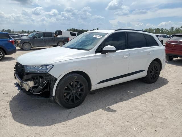 2019 Audi Q7 Premium Plus