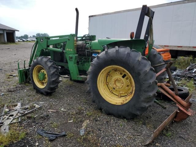 1993 John Deere 2555