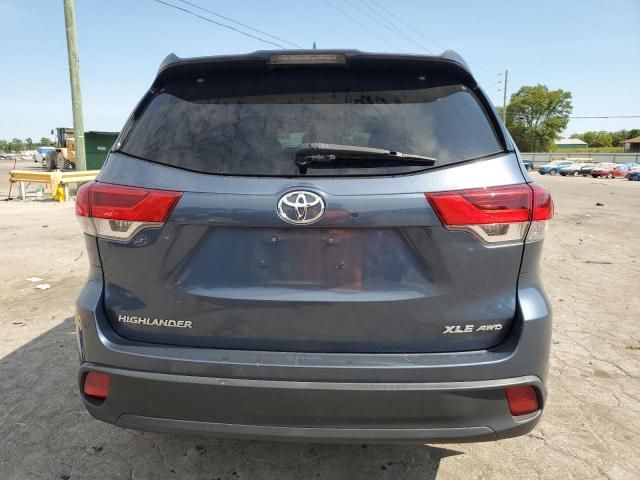 2018 Toyota Highlander SE