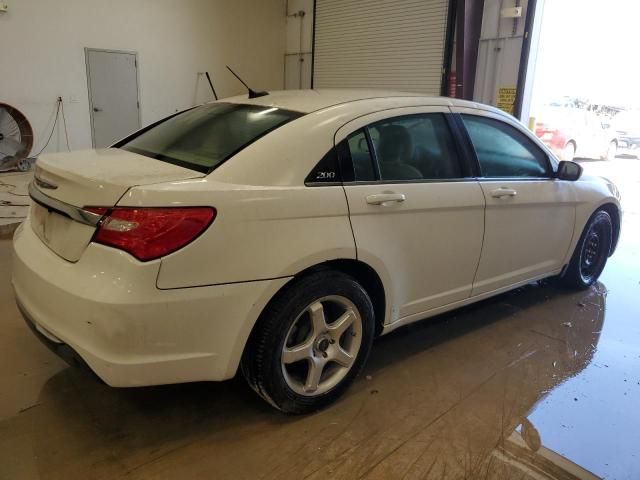 2014 Chrysler 200 LX