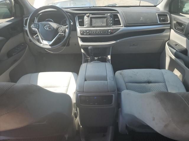 2016 Toyota Highlander LE